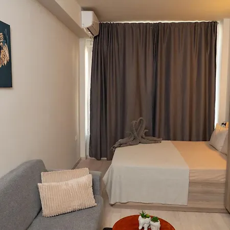 Thess Puzzle Apartament